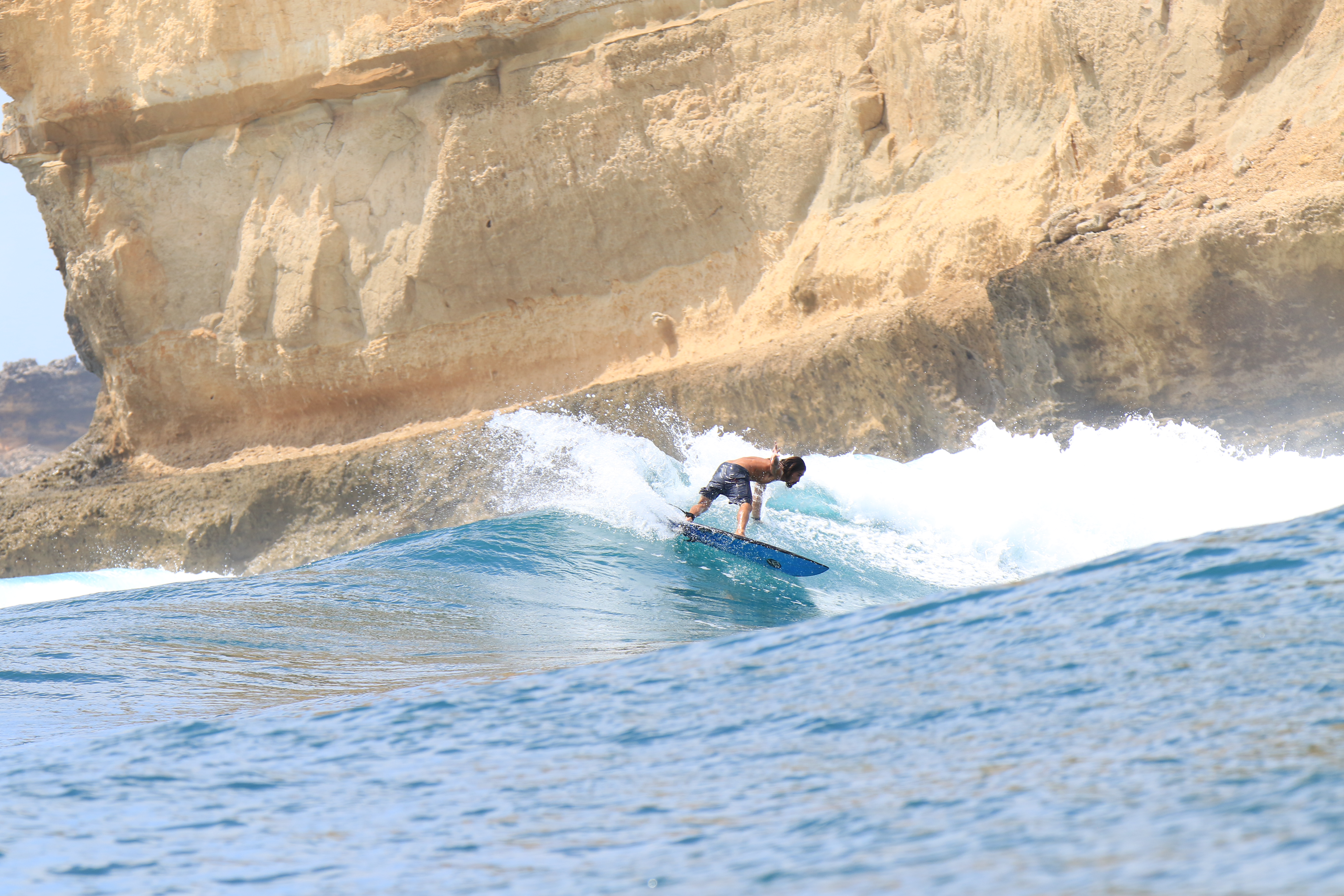 Lombok waves